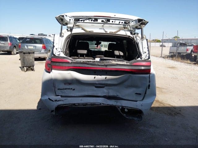 2021 CHRYSLER PACIFICA TOURING L AWD 6