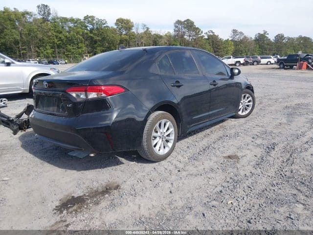 2021 TOYOTA COROLLA LE 4
