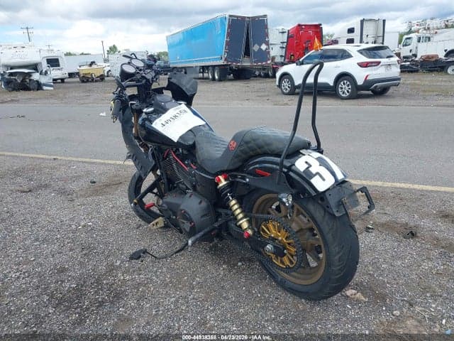 2017 HARLEY-DAVIDSON FXDLS 3