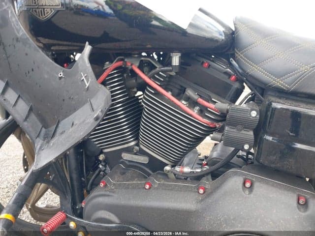 2017 HARLEY-DAVIDSON FXDLS 9