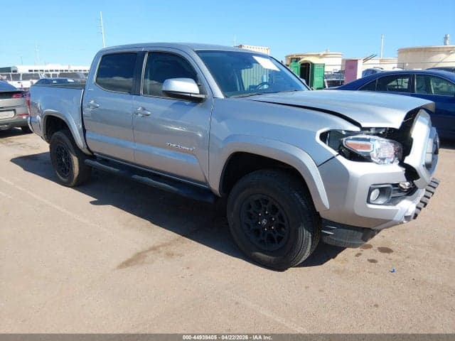 2020 TOYOTA TACOMA SR5 V6 1