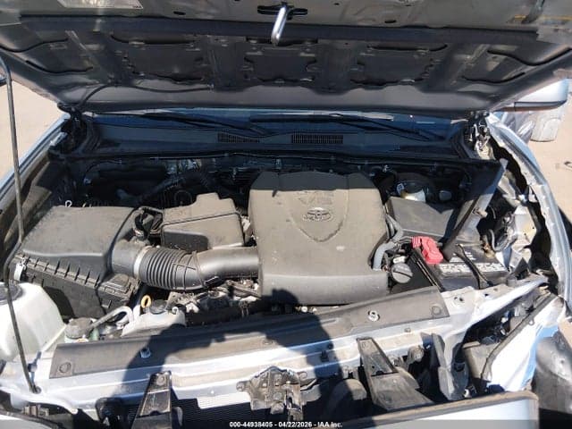 2020 TOYOTA TACOMA SR5 V6 10
