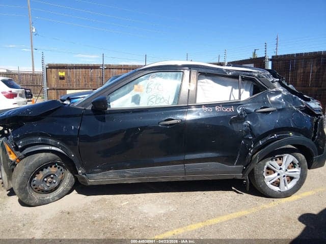 2018 NISSAN KICKS S 13
