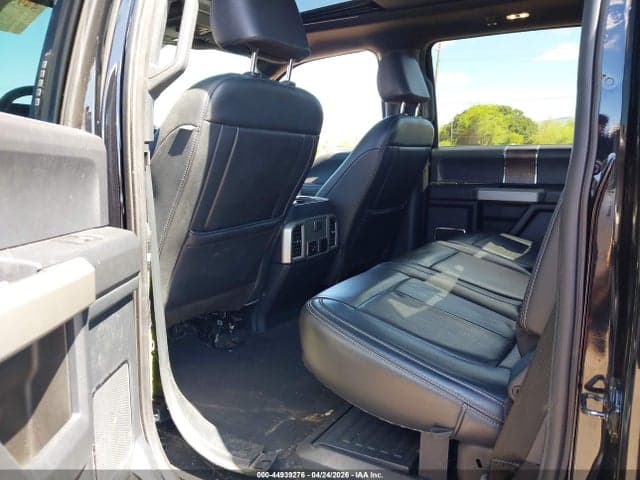 2022 FORD F-250 LARIAT 6