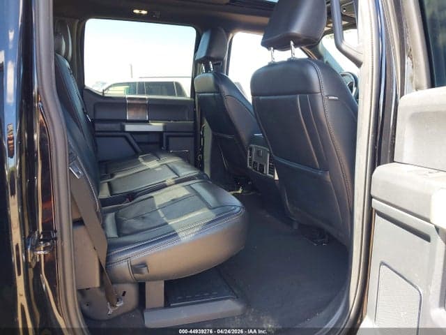 2022 FORD F-250 LARIAT 7
