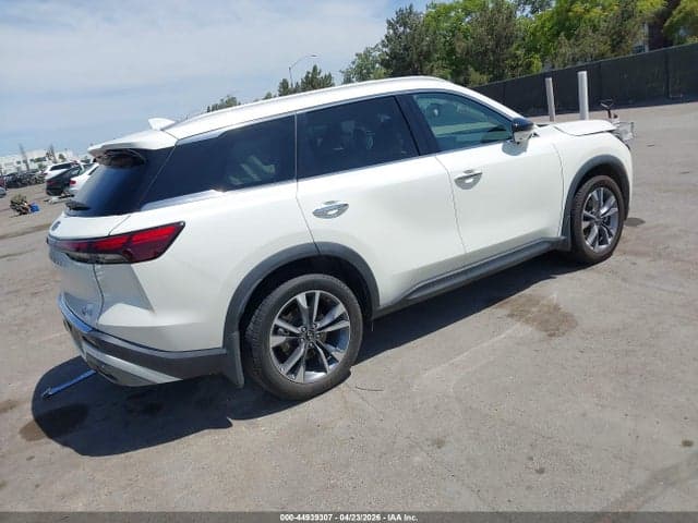 2022 INFINITI QX60 LUXE 4