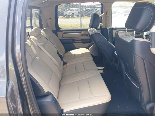 2020 RAM 1500 8