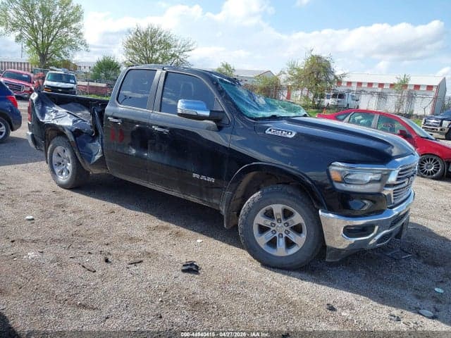 2019 RAM 1500 LARAMIE 4X4 6'4 BOX 1