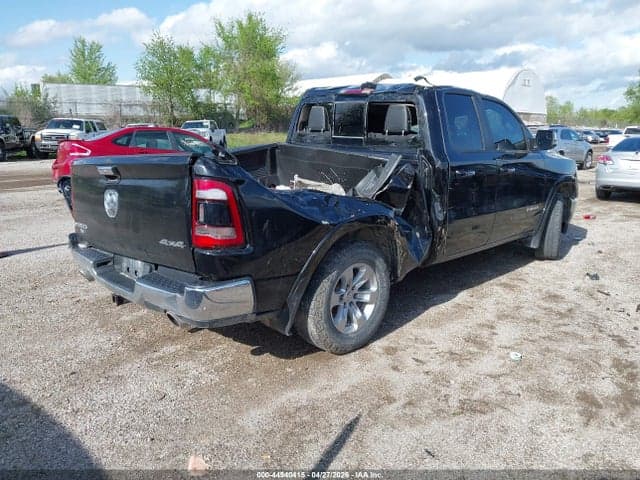 2019 RAM 1500 LARAMIE 4X4 6'4 BOX 4