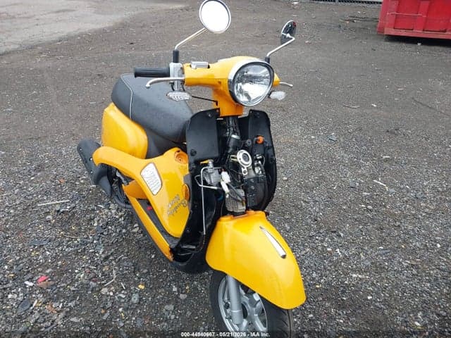 2022 GENUINE SCOOTER CO. BUDDY KICK