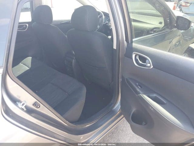 2019 NISSAN SENTRA SV 8