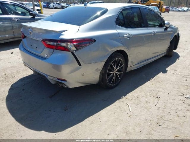 2022 TOYOTA CAMRY SE AWD 4