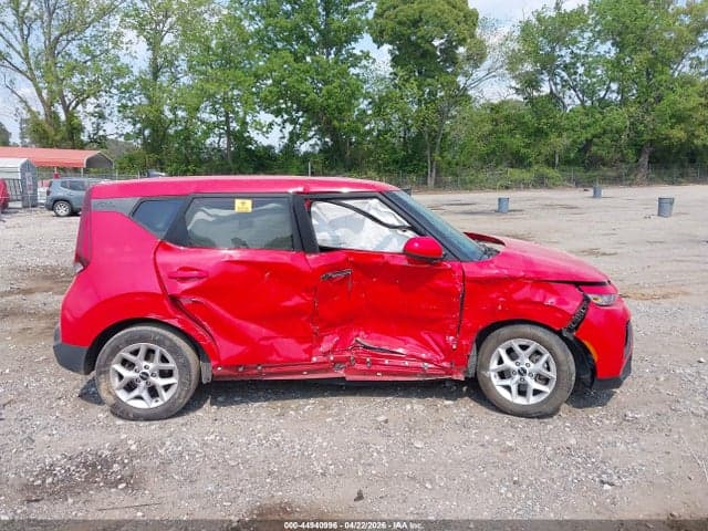 2022 KIA SOUL S 12