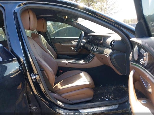 2022 MERCEDES-BENZ E 350 4MATIC 5