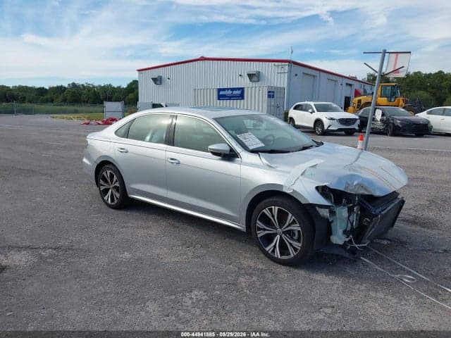 2021 VOLKSWAGEN PASSAT 2.0T SE