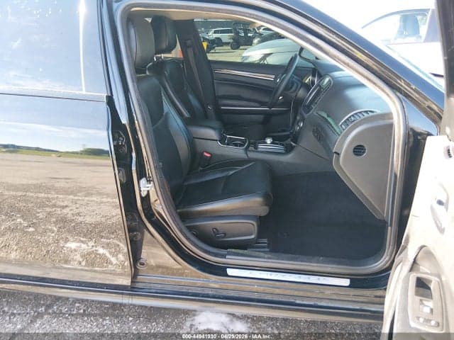 2023 CHRYSLER 300 TOURING L AWD 5