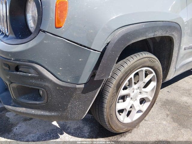 2018 JEEP RENEGADE LATITUDE 4X4 17