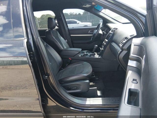 2019 FORD EXPLORER XLT 5
