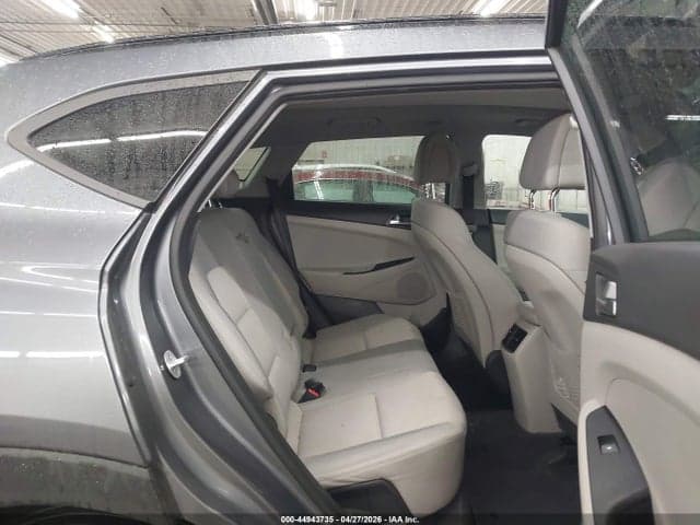 2018 HYUNDAI TUCSON VALUE 8