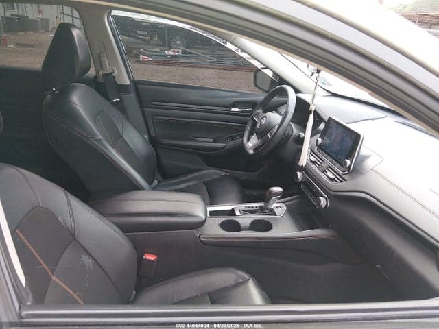 2021 NISSAN ALTIMA SR FWD 5