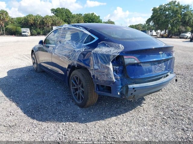 2017 TESLA MODEL 3 LONG RANGE/STANDARD 3