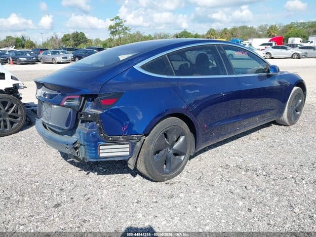 2017 TESLA MODEL 3 LONG RANGE/STANDARD 4