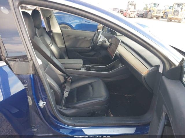 2017 TESLA MODEL 3 LONG RANGE/STANDARD 5