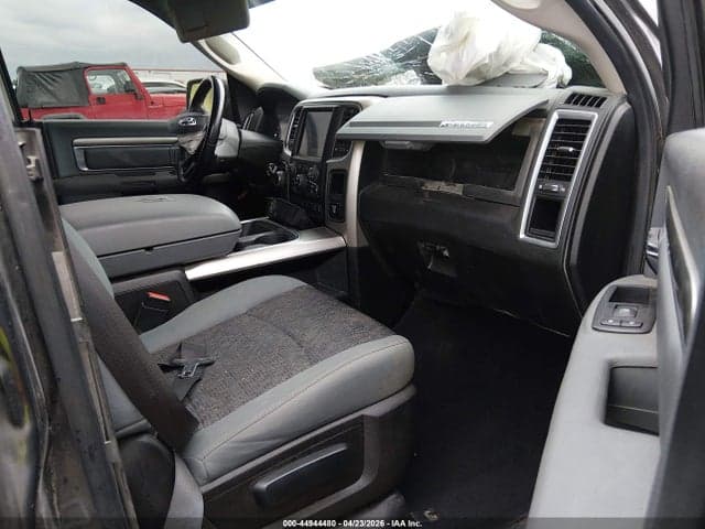 2019 RAM 1500 CLASSIC BIG HORN 4X4 5'7 BOX 5