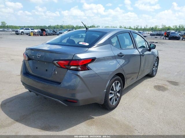 2024 NISSAN VERSA 1.6 S 4