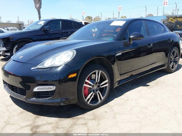 2013 PORSCHE PANAMERA TURBO 2