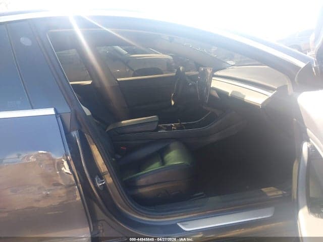 2019 TESLA MODEL 3 LONG RANGE/PERFORMANCE 5
