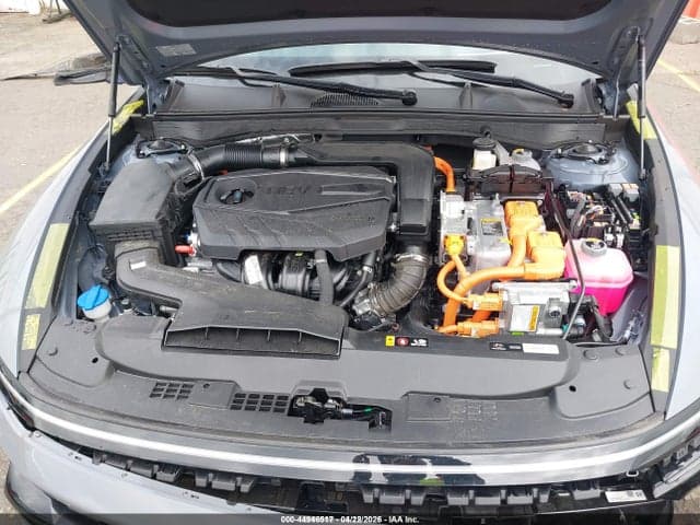 2025 HYUNDAI SONATA HYBRID LIMITED 10
