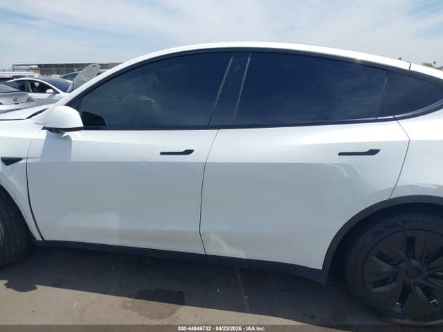 2022 TESLA MODEL Y LONG RANGE DUAL MOTOR ALL-WHEEL DRIVE 13