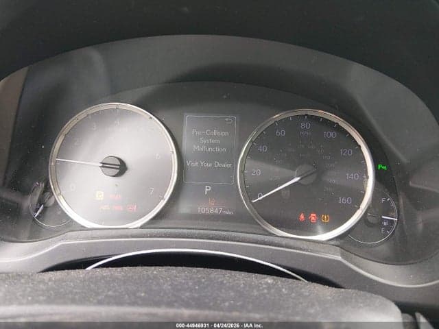 2017 LEXUS IS 200T 7