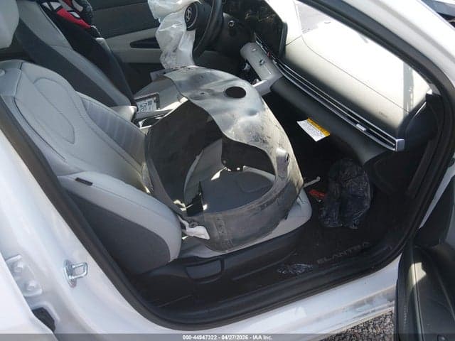 2025 HYUNDAI ELANTRA LIMITED 5