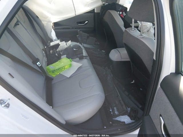 2025 HYUNDAI ELANTRA LIMITED 8