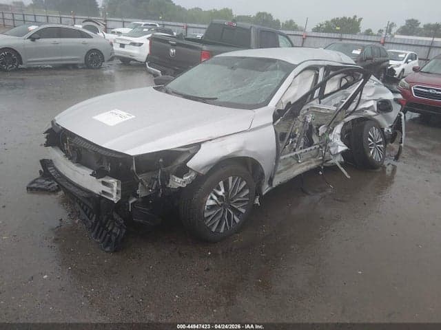 2024 NISSAN ALTIMA SV FWD 2