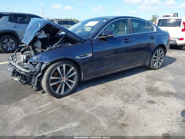 2017 JAGUAR XE 25T 2