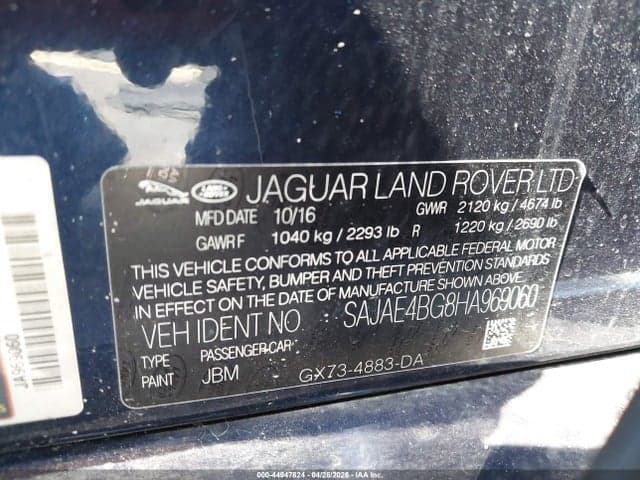 2017 JAGUAR XE 25T 9