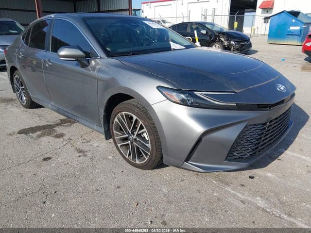 2026 TOYOTA CAMRY XLE