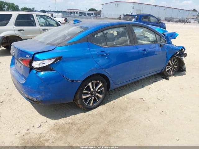 2021 NISSAN VERSA SV XTRONIC CVT 4
