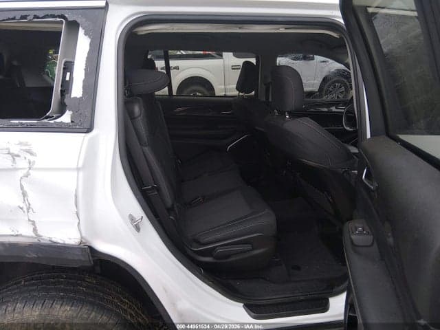 2021 JEEP GRAND CHEROKEE L LAREDO 4X4 8