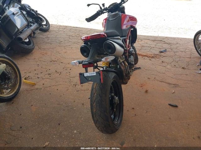 2025 DUCATI HYPERMOTARD 950/950 SP 6