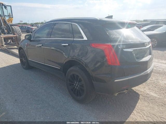 2017 CADILLAC XT5 LUXURY 3