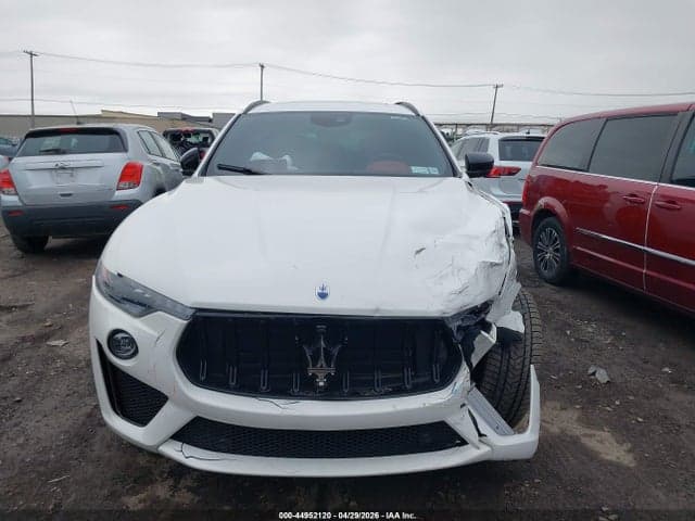2022 MASERATI LEVANTE MODENA S 13