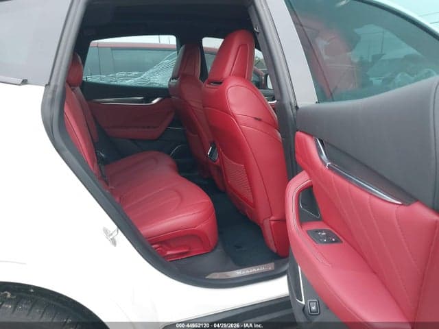 2022 MASERATI LEVANTE MODENA S 8
