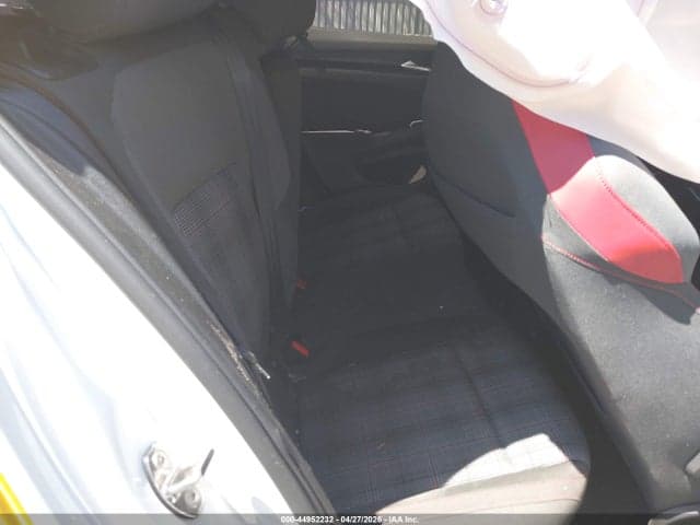 2022 VOLKSWAGEN GOLF GTI 2.0T S 8