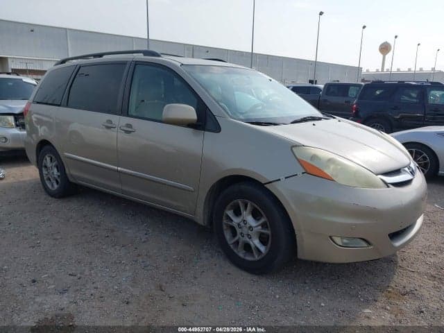 2006 TOYOTA SIENNA XLE