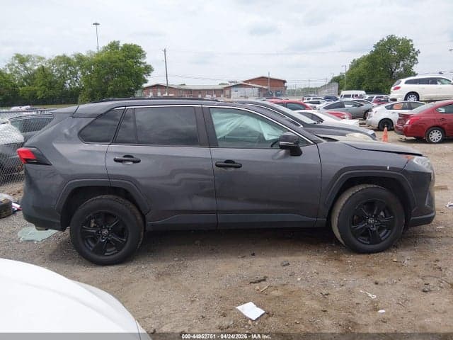 2021 TOYOTA RAV4 XLE 14