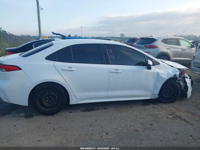 2022 TOYOTA COROLLA LE 13